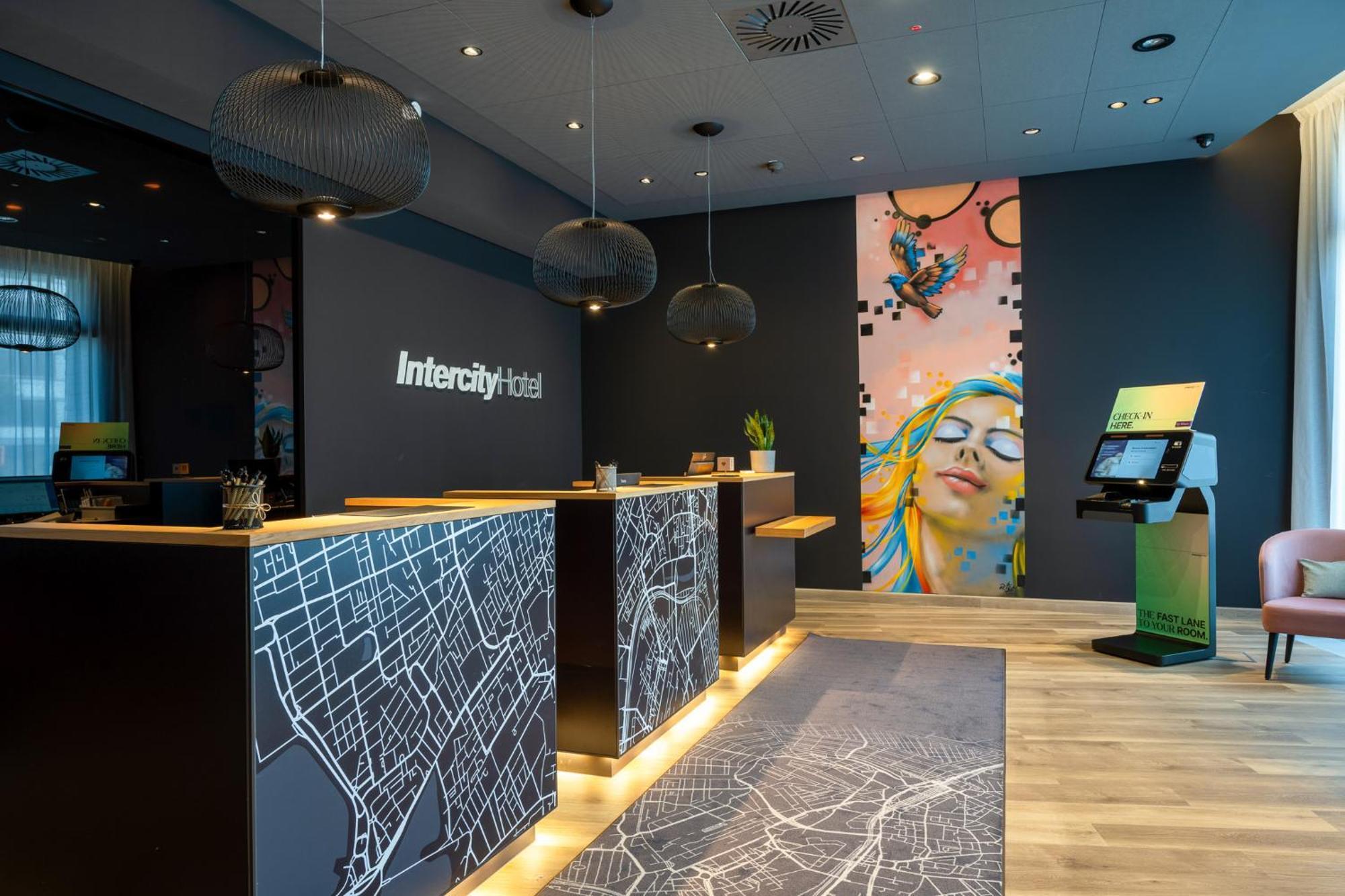 Intercityhotel Heidelberg Bagian luar foto