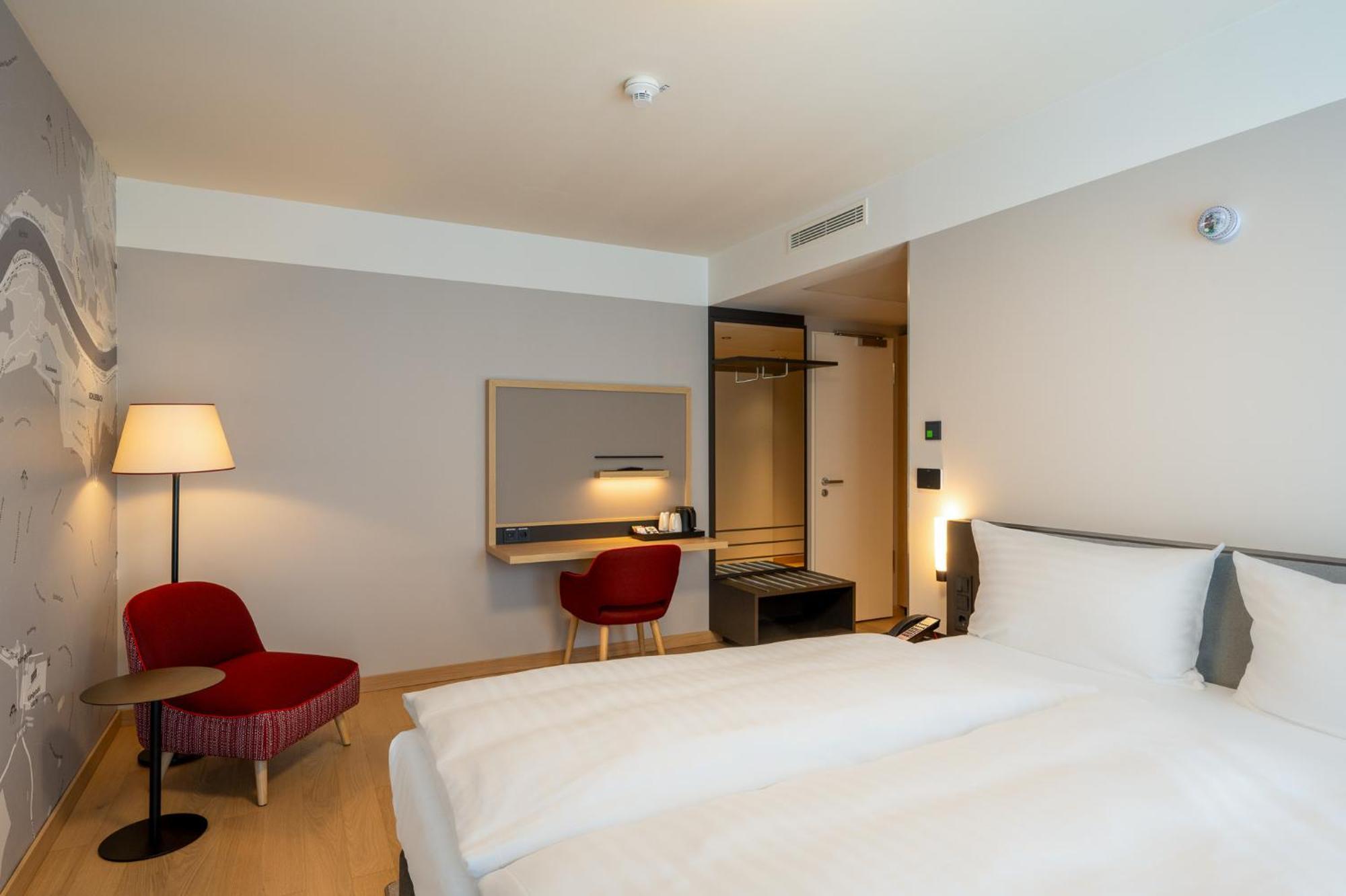 Intercityhotel Heidelberg Bagian luar foto