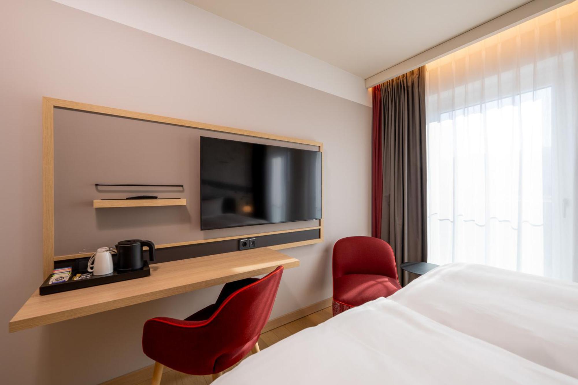 Intercityhotel Heidelberg Bagian luar foto